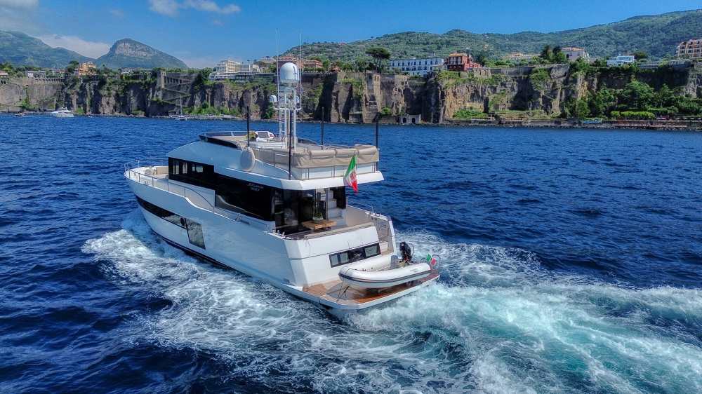 Sundeck 580 in navigazione