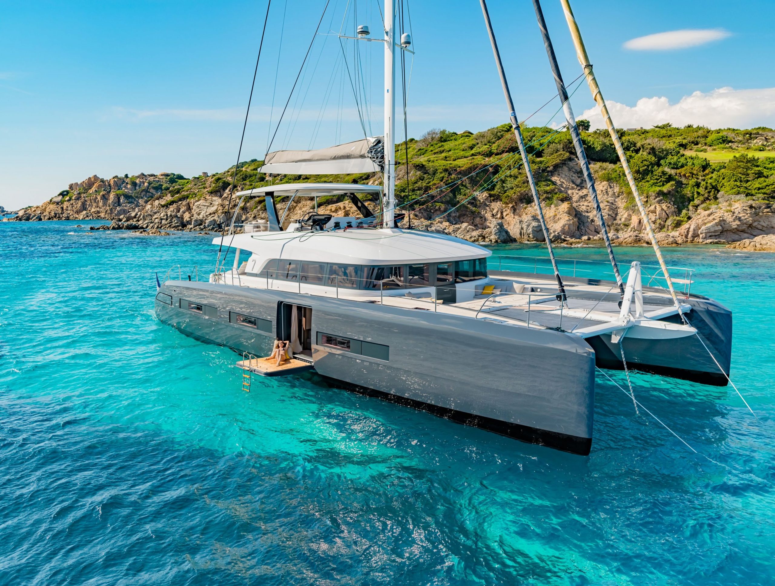 Catamarano Kajikia